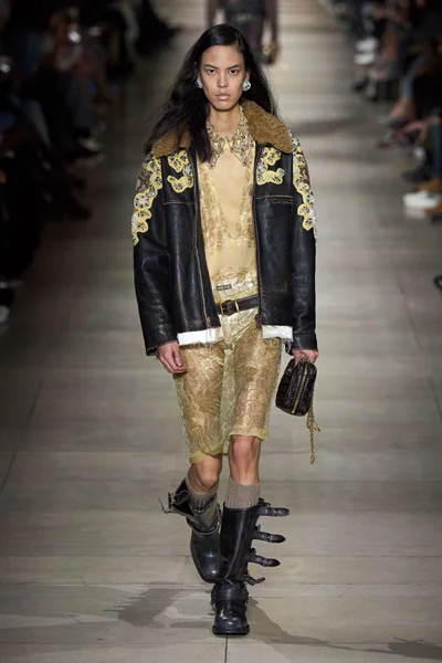 Look 51